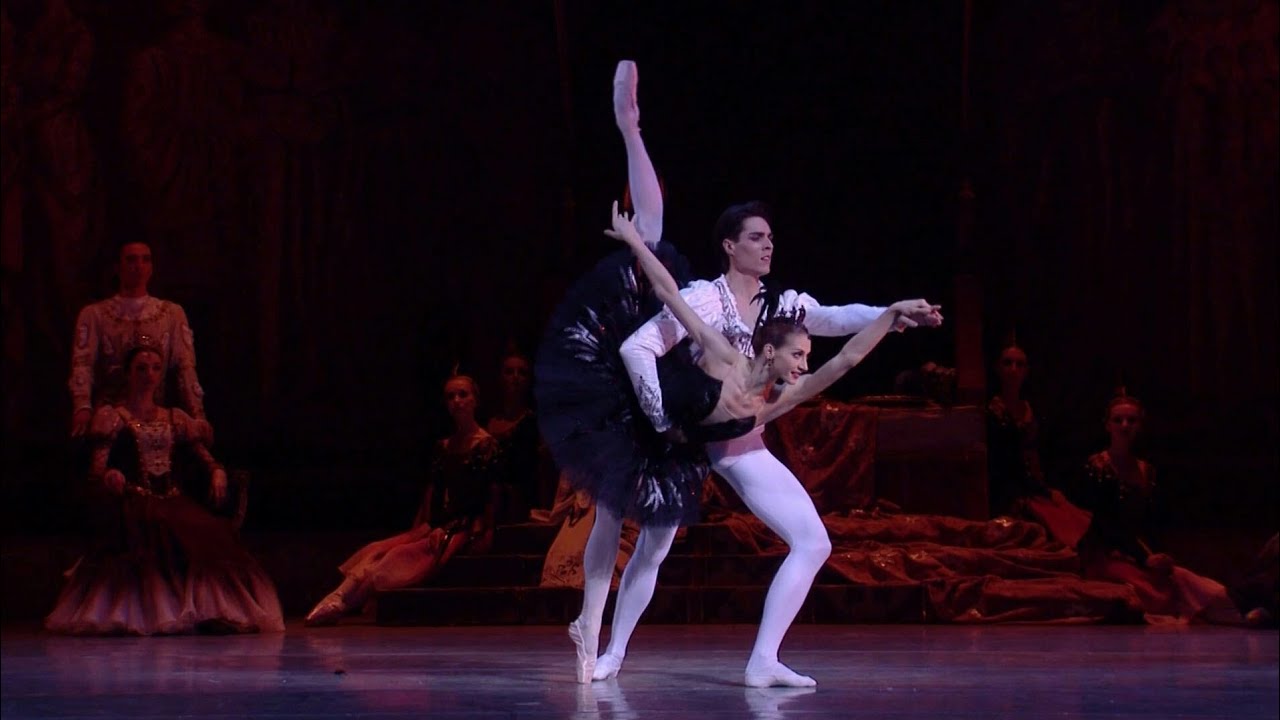 Swan Lake   Black Swan pas de deux (Kondaurova, Askerov)