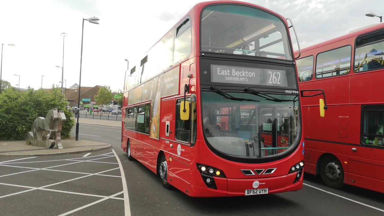 Uncommon | Wright Gemini 2 Ex First | on the 262 operated by Tower Transit VN37994 BF62 UYH