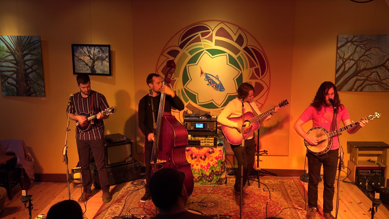 Billy Strings - So Many Miles