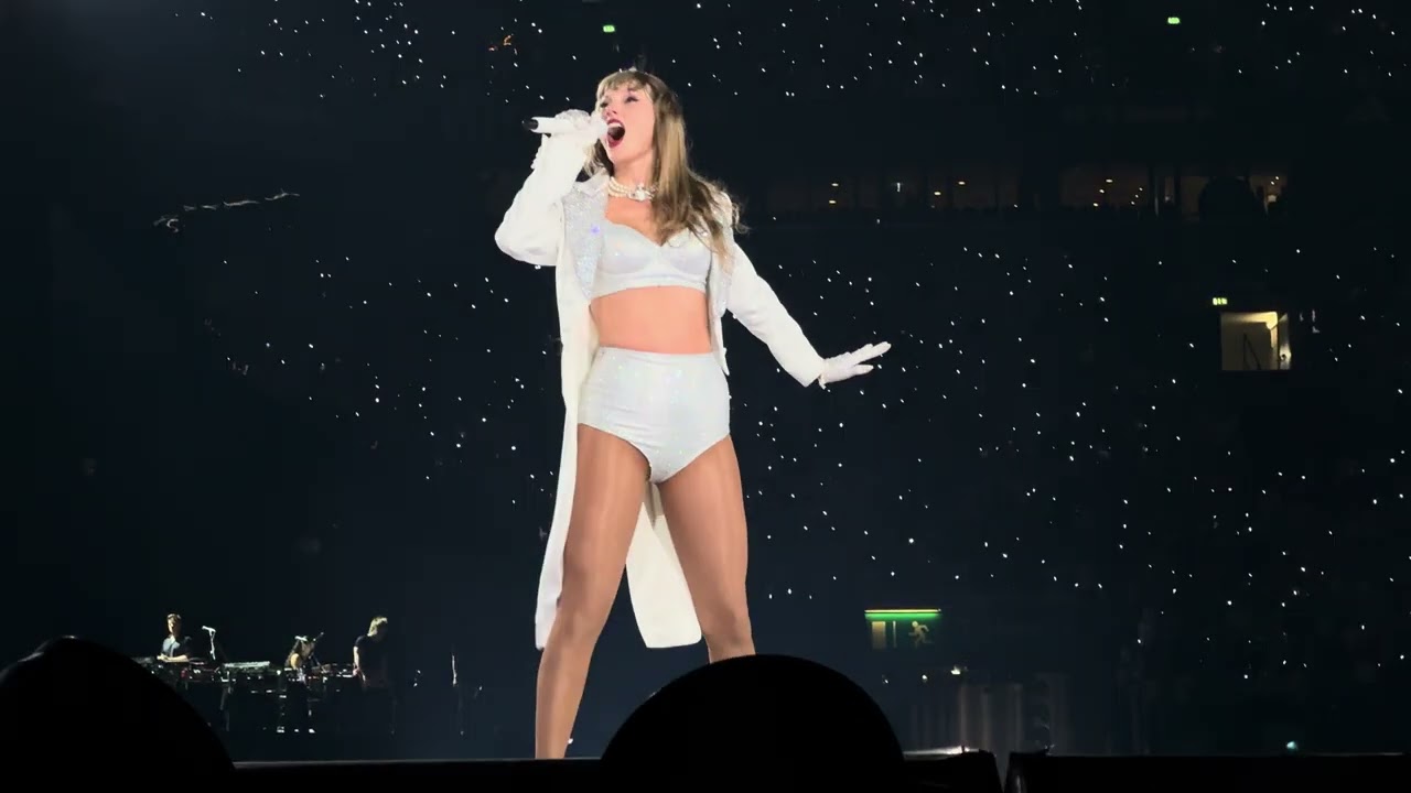Taylor Swift - The Eras Tour - I Can Do It With A Broken Heart (Gelsenkirchen N3) - With Intro Skit
