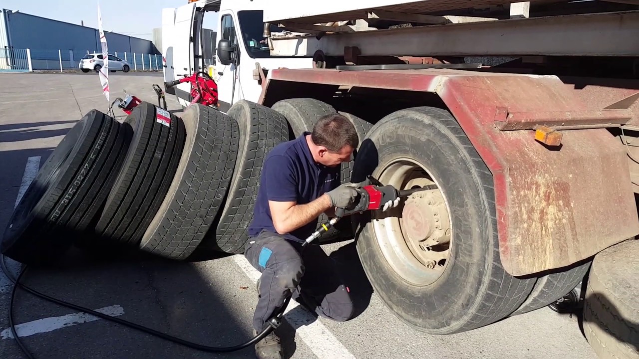 Changement de Pneus Poids-Lourds