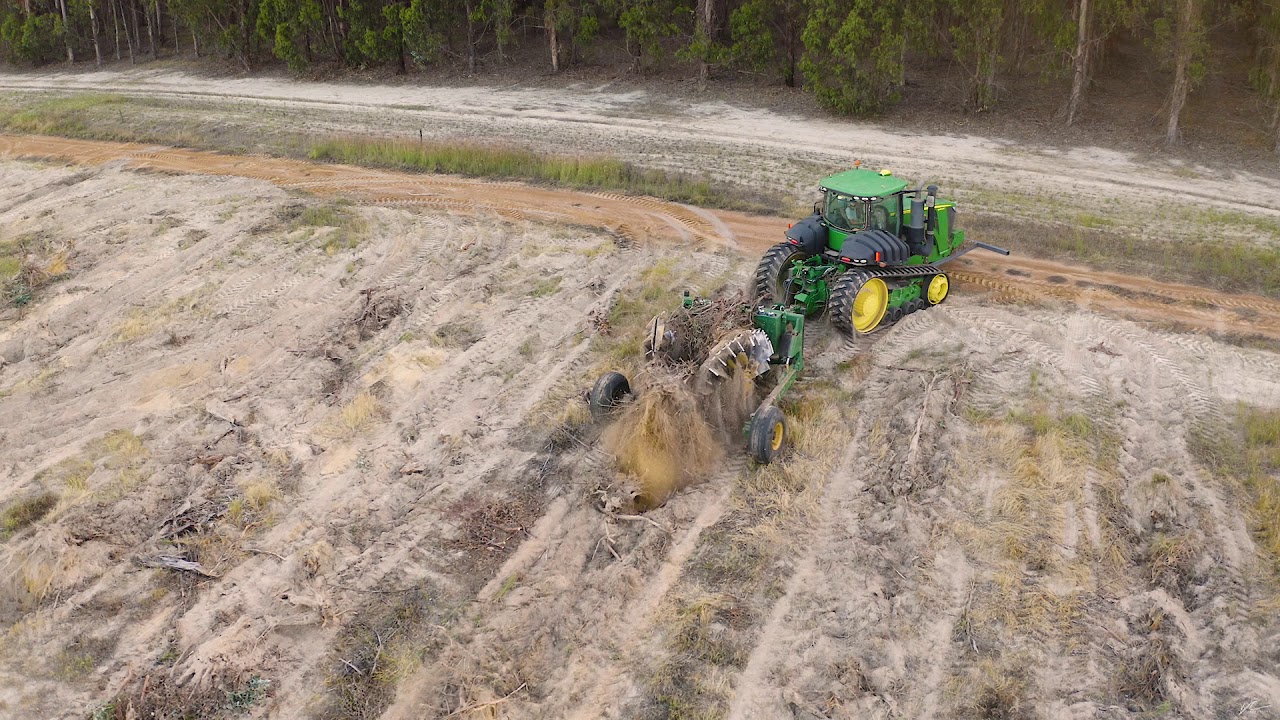 Pulling stumps with a Asyannah Mega Stump Plucker in Esperance WA