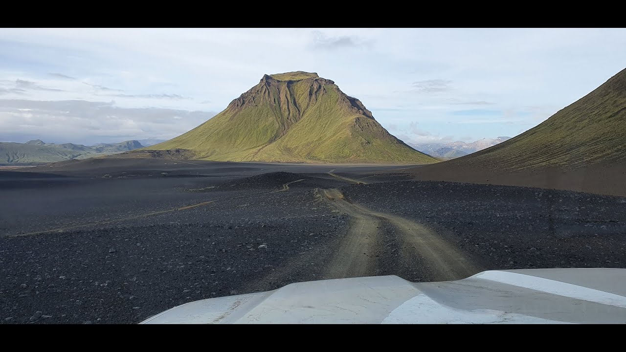 Emstrur track to Markarfljotsgljufur from F261 (4K)
