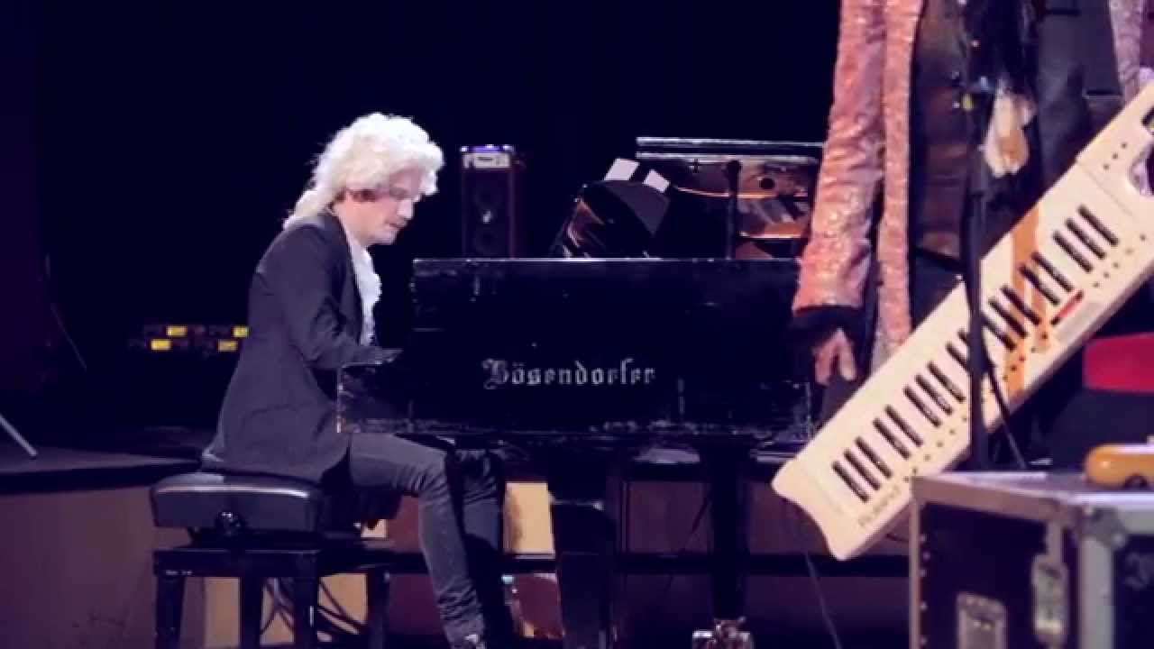 Johann Sebastian Bass - Shine live @ RKH feat. the J.S.Bass Chamber Orchestra