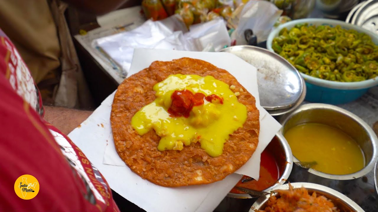 Famous Dal Pakwan of Jamnagar Rs. 30/- Only l स्वादिष्ट दाल पकवान l Gujarati Street Food