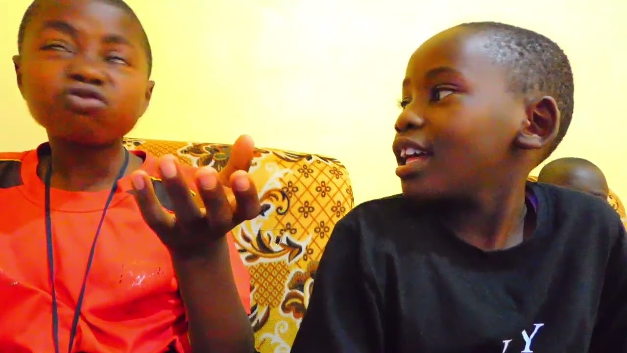 THE SMELLING LEGS !!! BABA ONSONGO NA JOY AMELETA AIBU KWA NYUMBA !!! @onsongocomedy