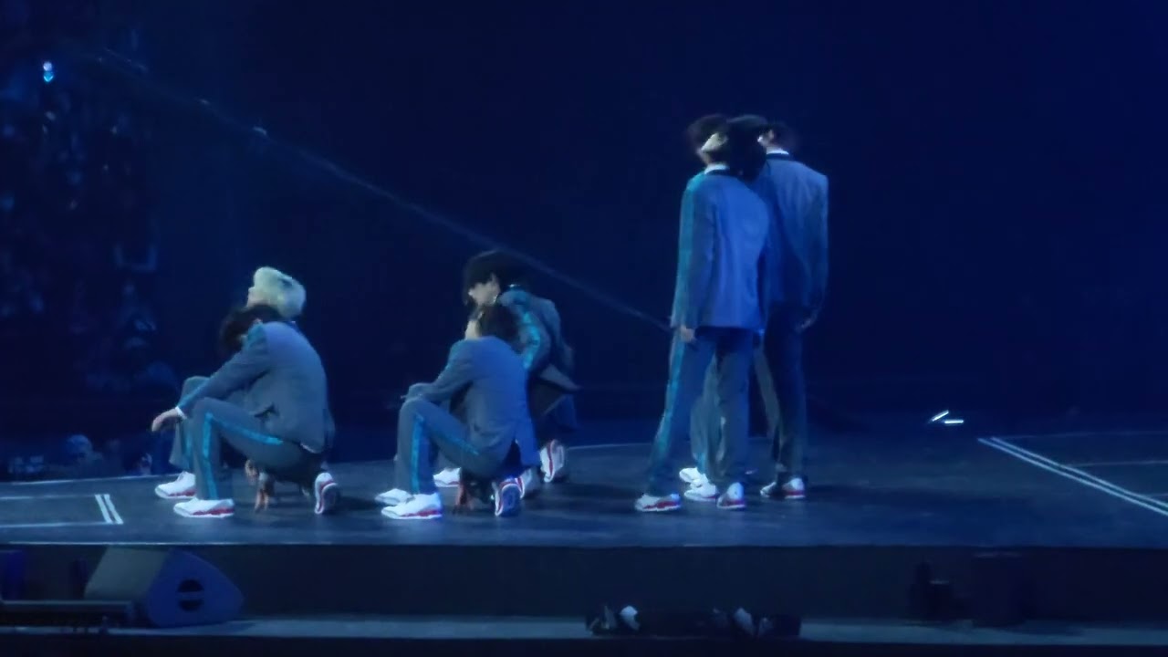[FANCAM] 231214 &Team - Dropkick + War Cry | 2023 AAA in the Philippines