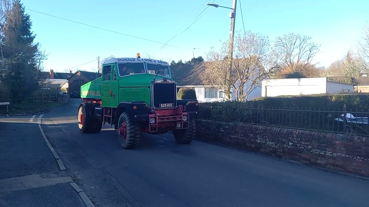 1950s heritage truck leaving westford 27/12/2025