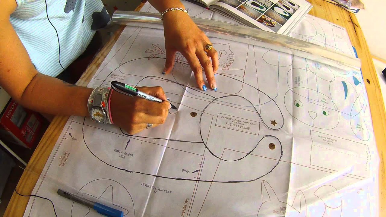 comment decalquer un patron et rajouter les marges de couture