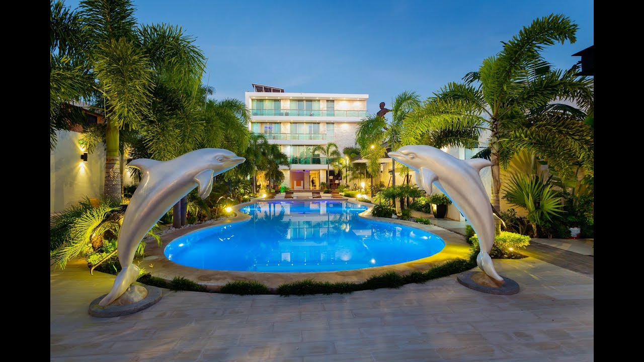 Hotel Country  & Suites Valladolid
