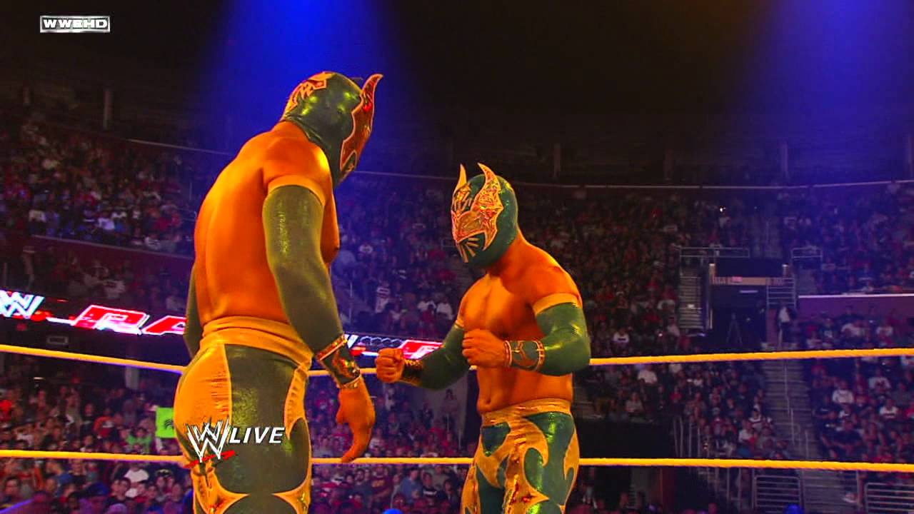 Raw - Sin Cara's match with Cody Rhodes is interrupted by a second Sin Cara