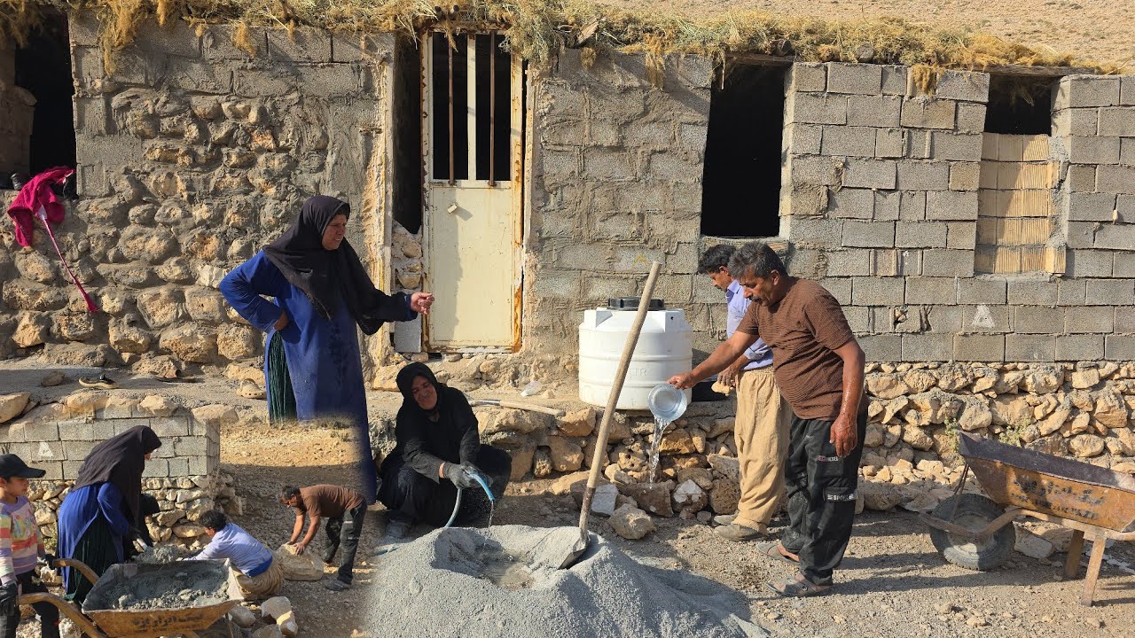 The Real Lifestyle of Iranian Nomads | How do nomad families build platforms for water tankers?