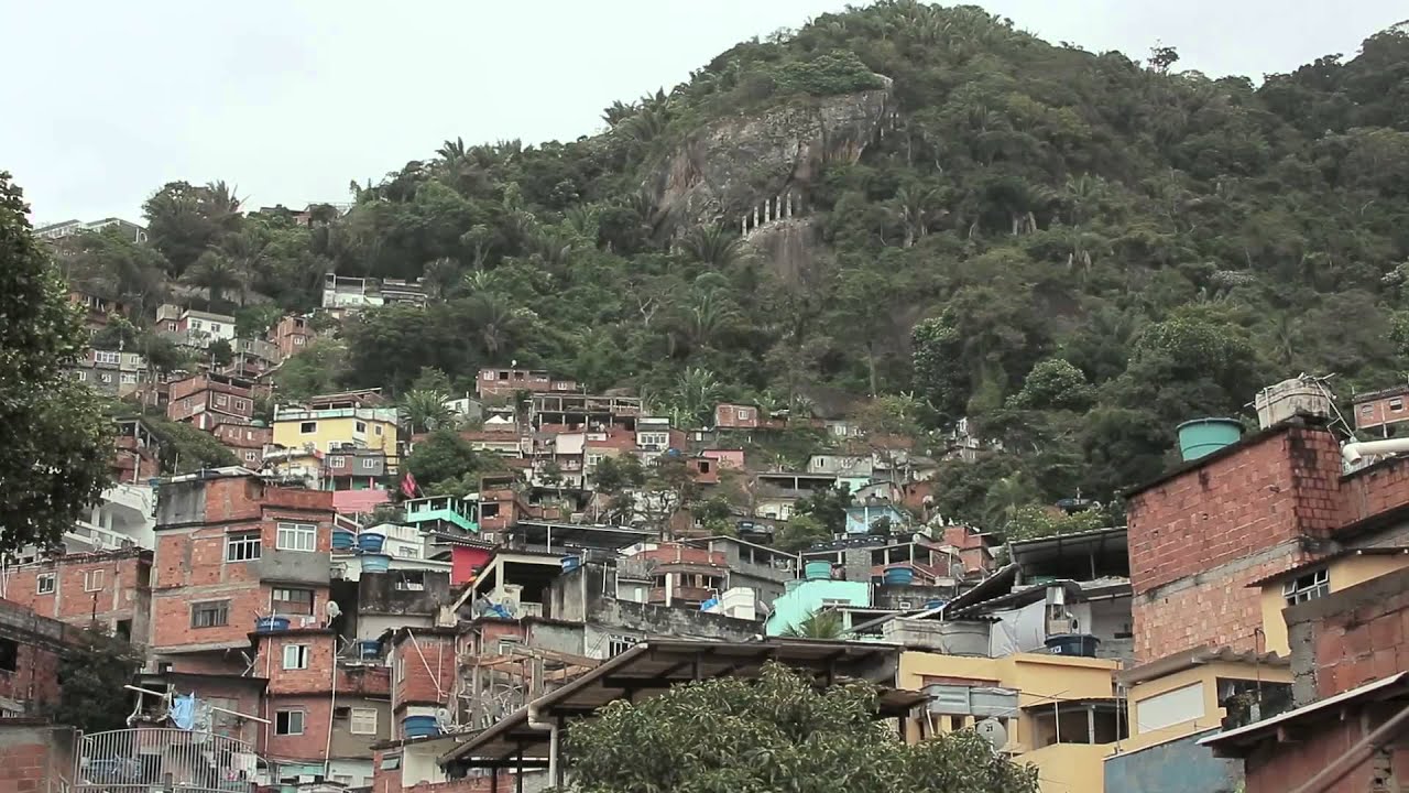 Habitar/Habitat: Favelas