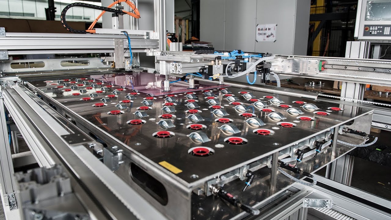 wenglor sensoric - Making the Invisible Visible: wenglor’s New Ultrasonic Sensors