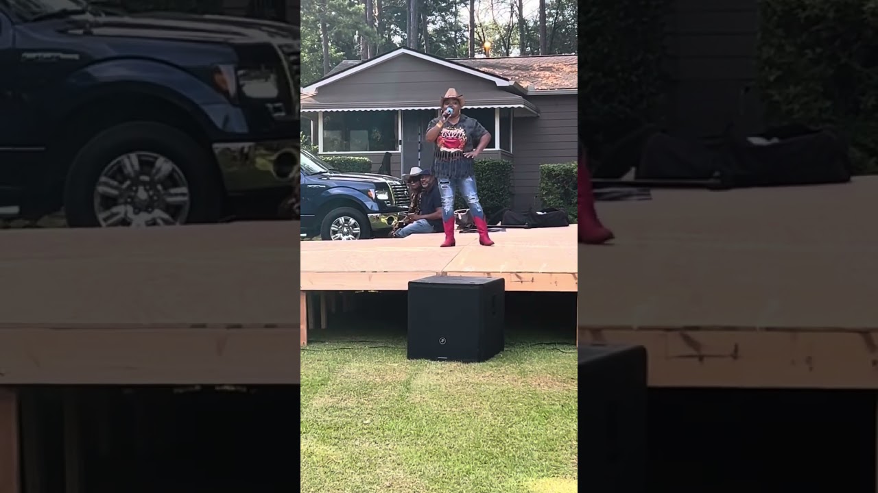 Stand Up by DeVonese