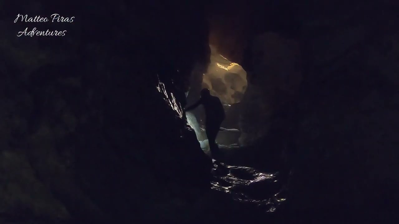 Nelle viscere della terra / Su Bentigheddu - Sa Ohe (Supramonte Oliena - Sardinia)