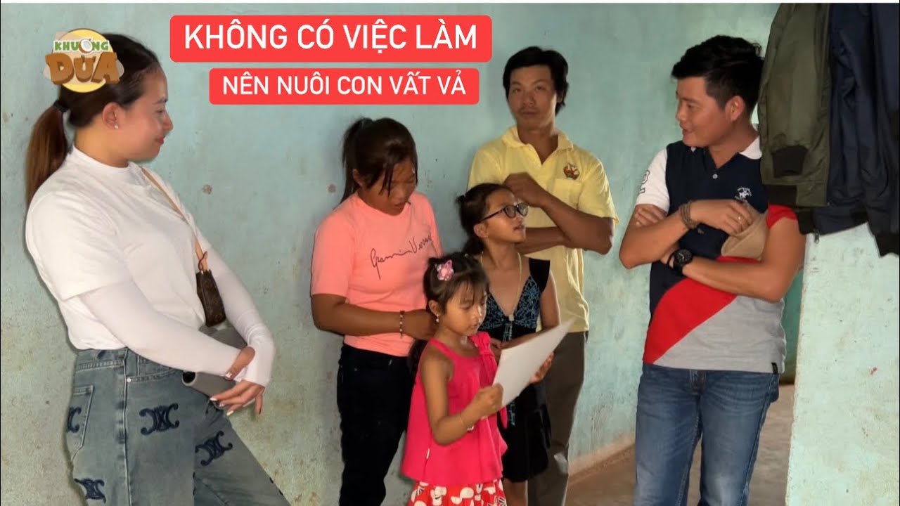 Hai vợ chồng trẻ khoẻ nhưng không có việc làm nên mấy con học giỏi có nguy cơ nghỉ học