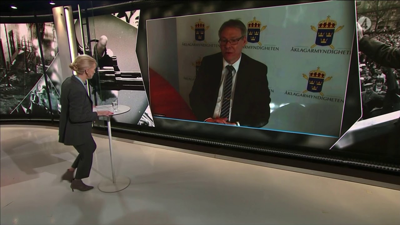 Jenny Str&ouml;mstedt svimmar live
