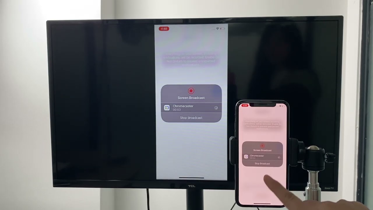 How to Screen Mirror iPhone with Chromecast App | Chromecaster: Cast & Streaming [2023]
