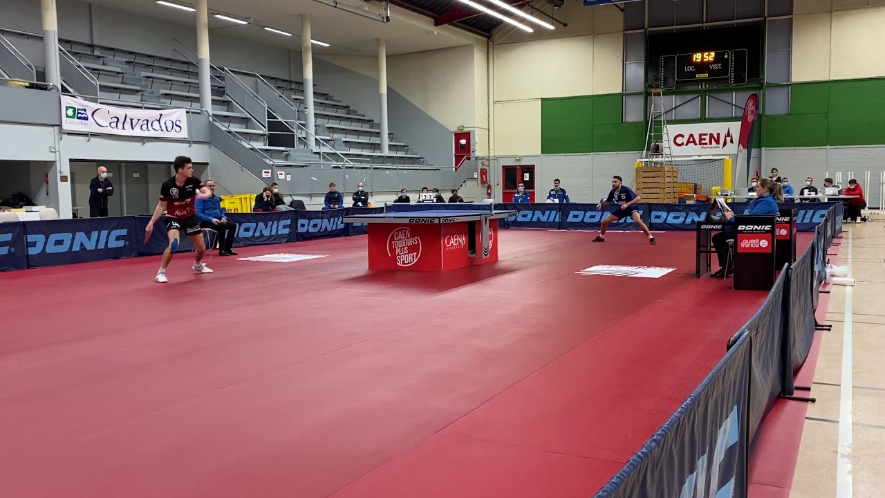 Le point spectaculaire d'Antoine Hachard (Caen) contre Quentin Robinot (Pontoise)