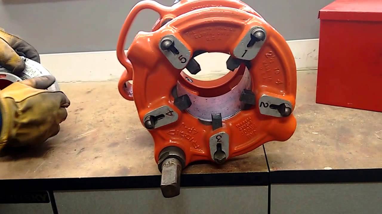 Ridgid 700 Pipe Threader Set with Ridgid 4P-J Threader and  774 Adaptoror