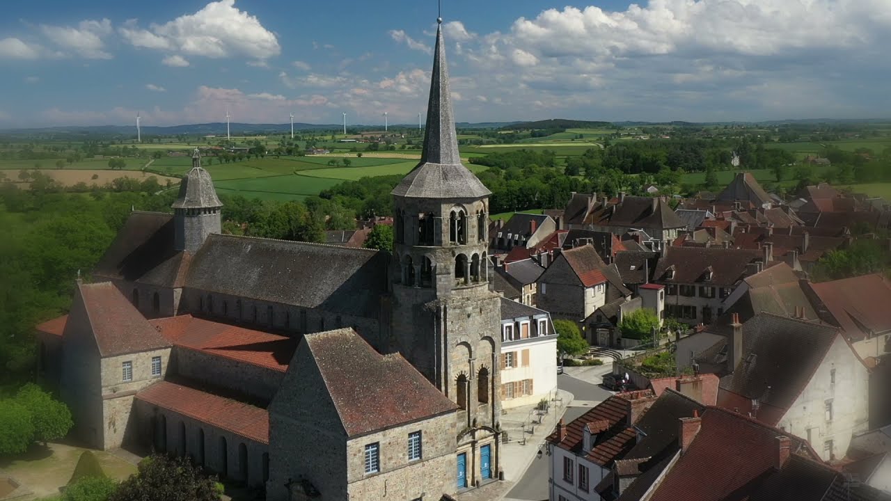 L'église Saint Pierre Saint Paul d'Evaux les Bains