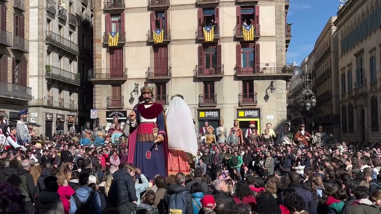 Ball dels gegants de la plaça Nova - Festes de Santa Eulàlia 2025