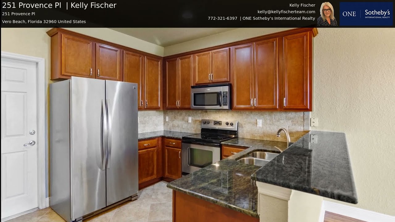 Sweet Lakefront Townhome: 251 Provence Pl, Vero Beach, FL 32960