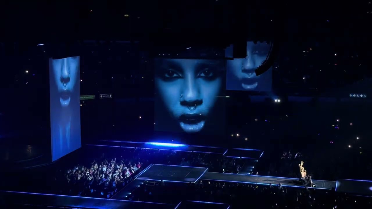 Madonna - Hung Up. Live at Palacio de los Deportes, CDMX, México 2024