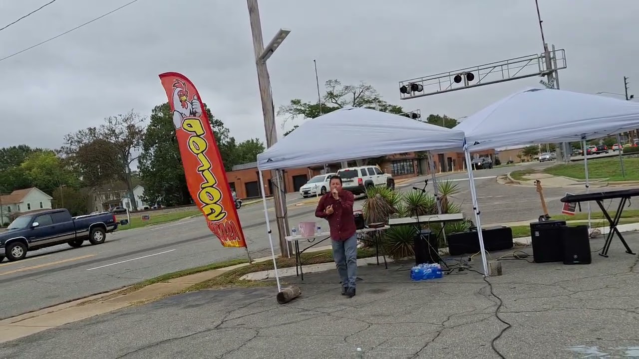 PREDICACION EN LAS CALLES DE SELMA NC EEUU