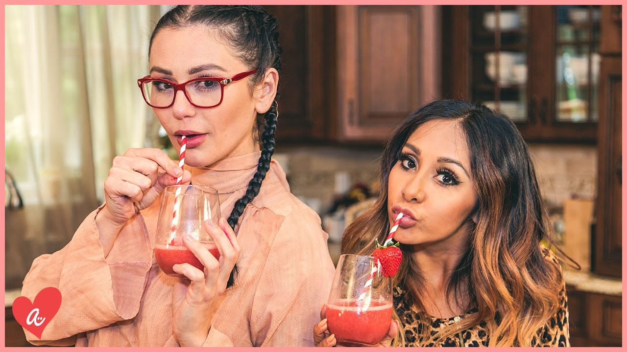 Snooki & JWOWW Celebrate National Rosé Day! | #MomsWithAttitude Moment