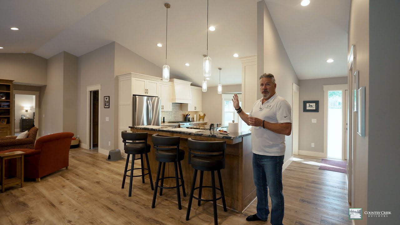 Transform & Expand: Country Creek Builders' Stunning Lakeville Addition
