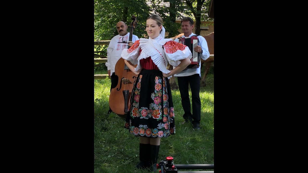KARLIKOVCI. KAPURA