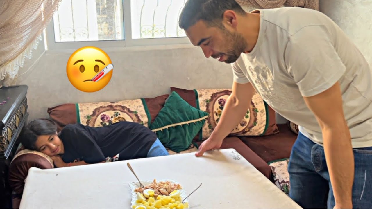 مروى تزاد عليها الحال فمدرسة و اتصلوا بينا مشينا بالجري ديناها لطبيب🤒🥺