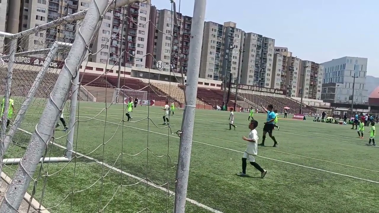 primer tiempo COMPETITIVO A vs COMPETITIVO B