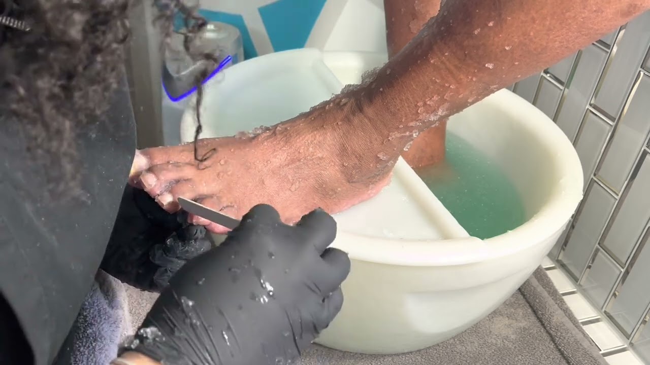 Клиент педикюра в режиме реального времени