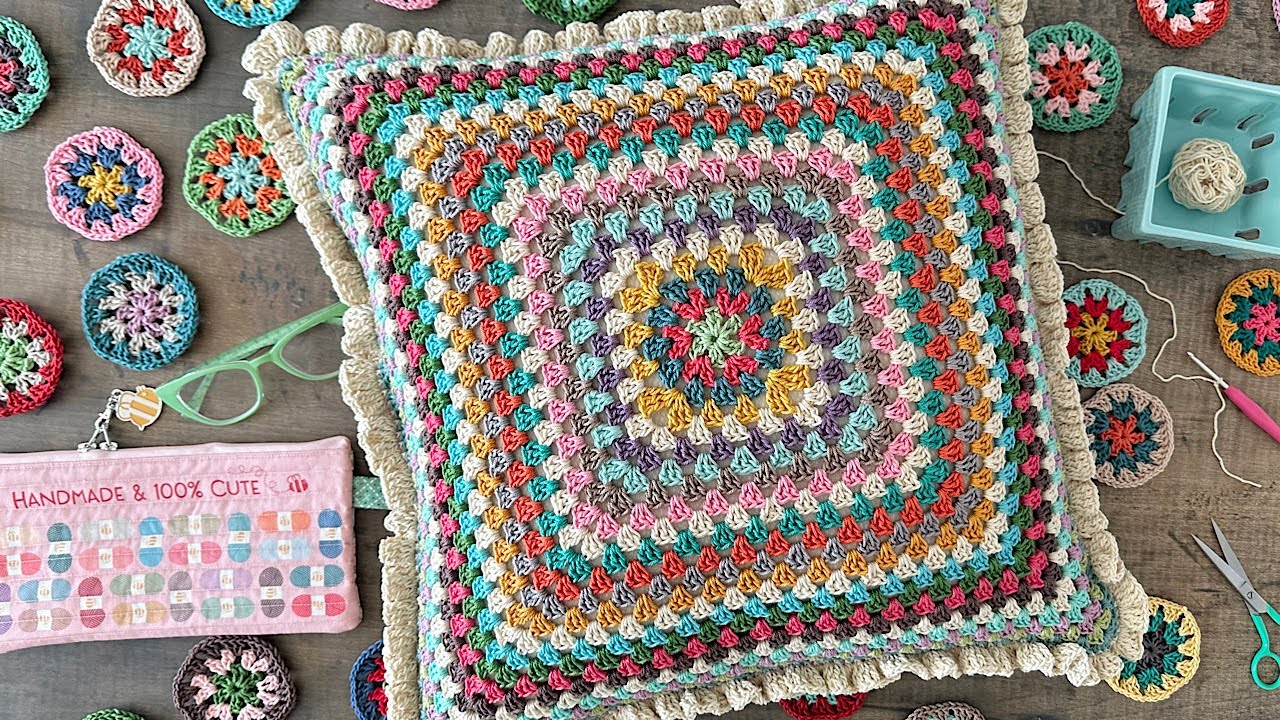 Crochet Pillow with Ruffle Edge Tutorial!!