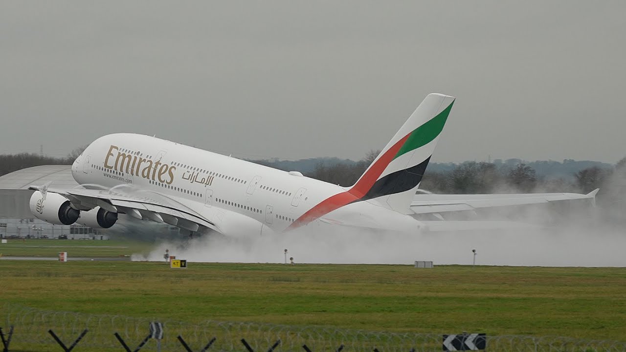 Emirates A380 Spray Take-Off in Slow Motion - Manchester Airport