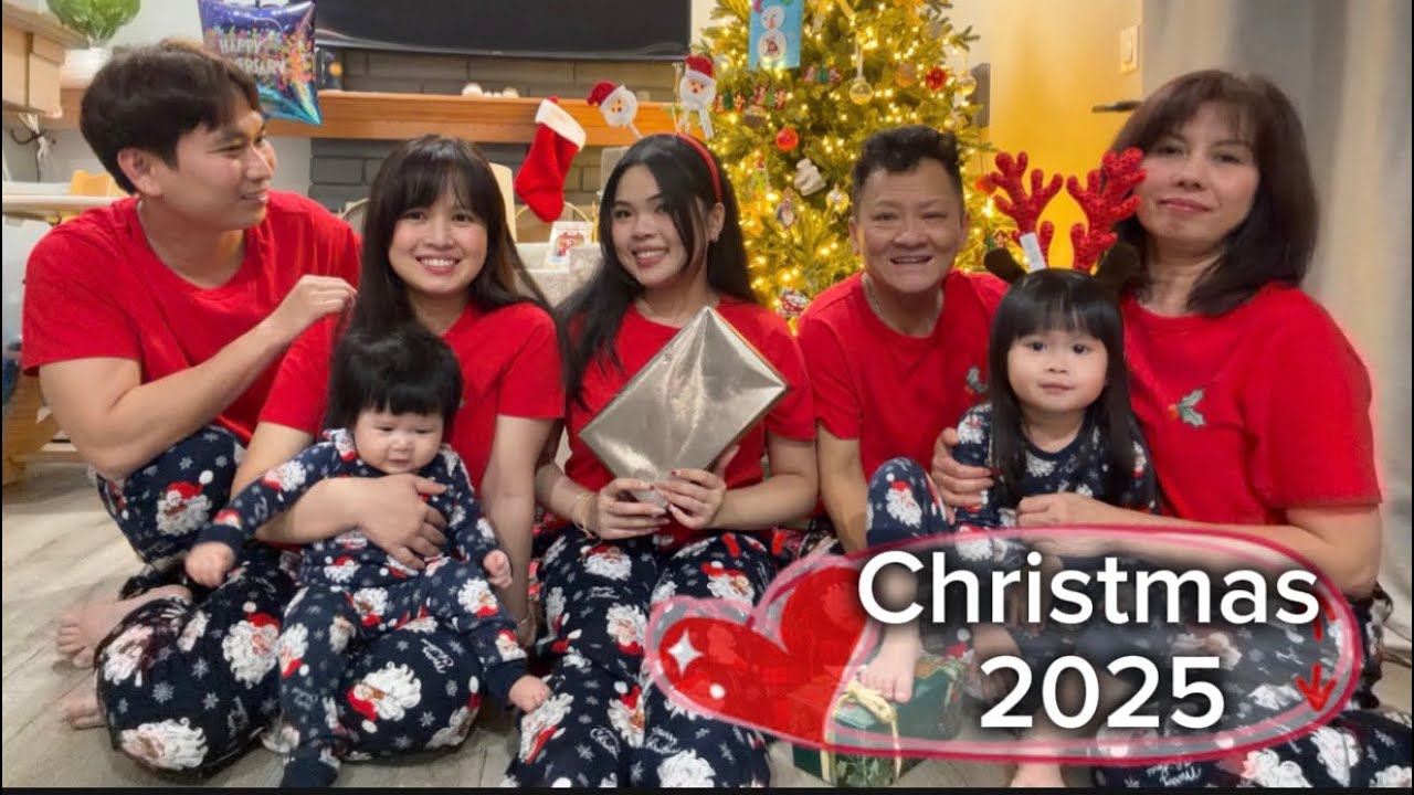Christmas Party with Family 