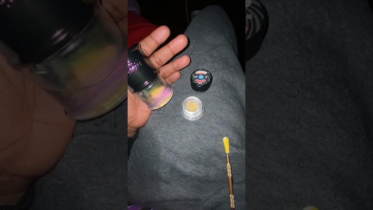 Smoking Voodoo Labs THCa Crumble with Ooze Barrel