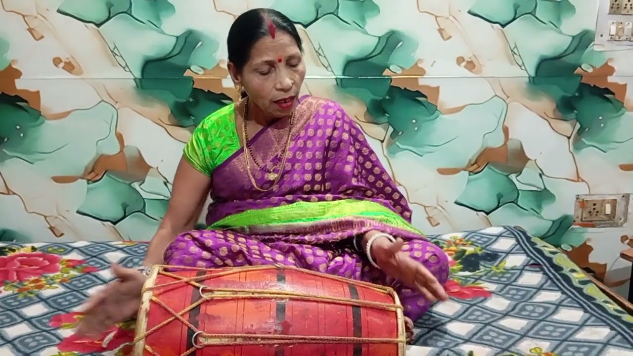 होली स्पेशल भजन #मेरी चुनरी पर रंग मत डाल रसिया मेरी चुनरी बड़ी...#trending #viralvideo #holigeet 