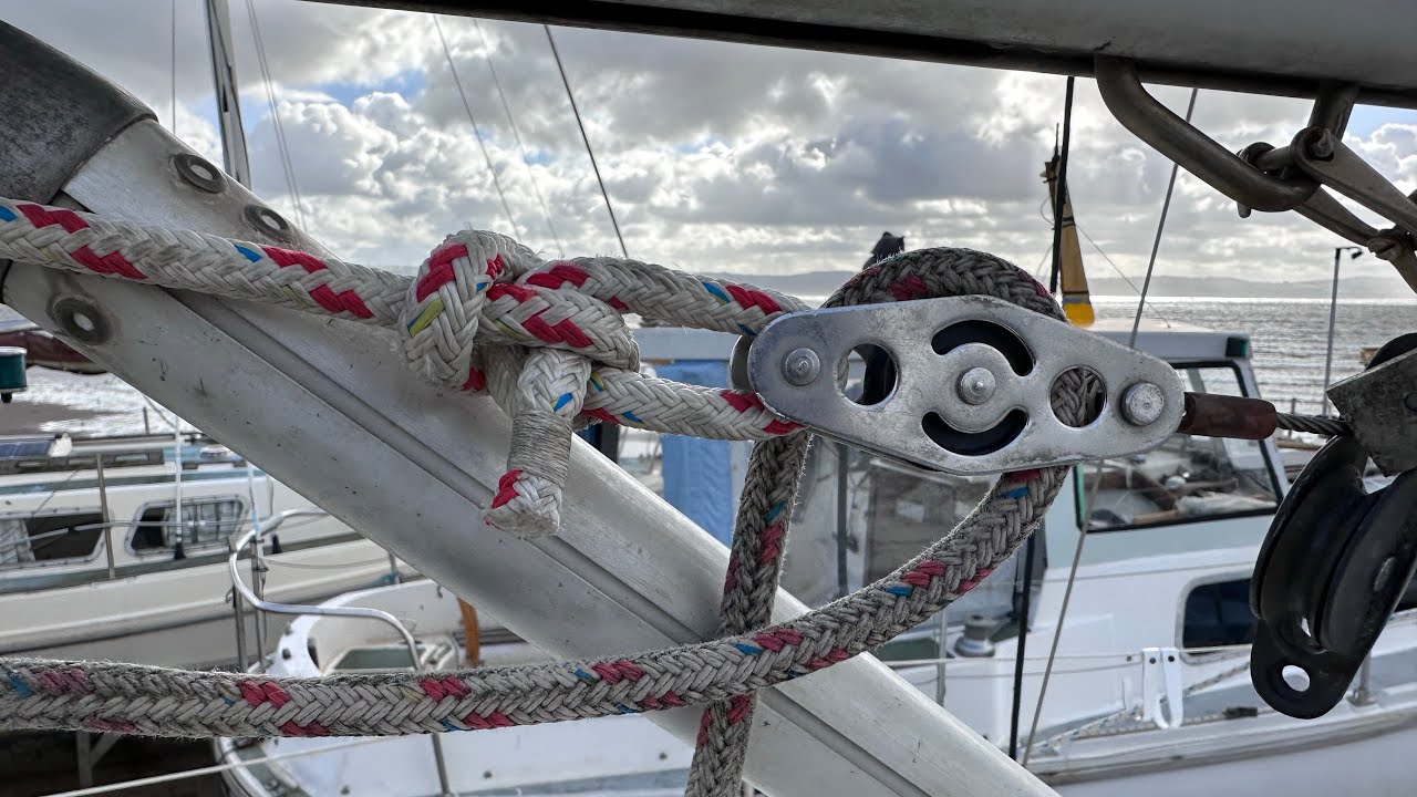 Vang control line in boom system can you help?