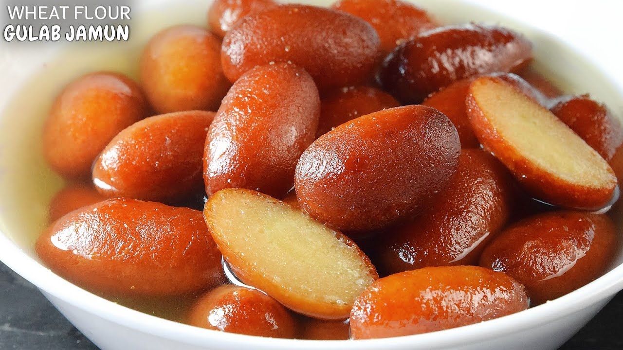 बस १/२ कप गेहूँ के आटे से बनाएं १ किलो हलवाई स्टाइल सोफ्ट और रसीले गुलाब जामुन​ | Atta Gulab Jamun