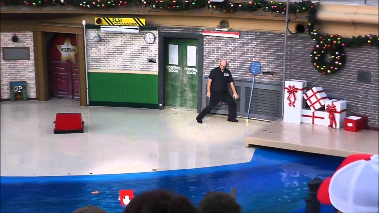 Clyde and Seamore's Christmas Special - SeaWorld San Diego