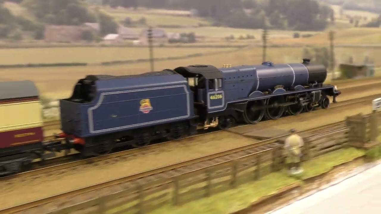 LMS Coaches early and late B.R.