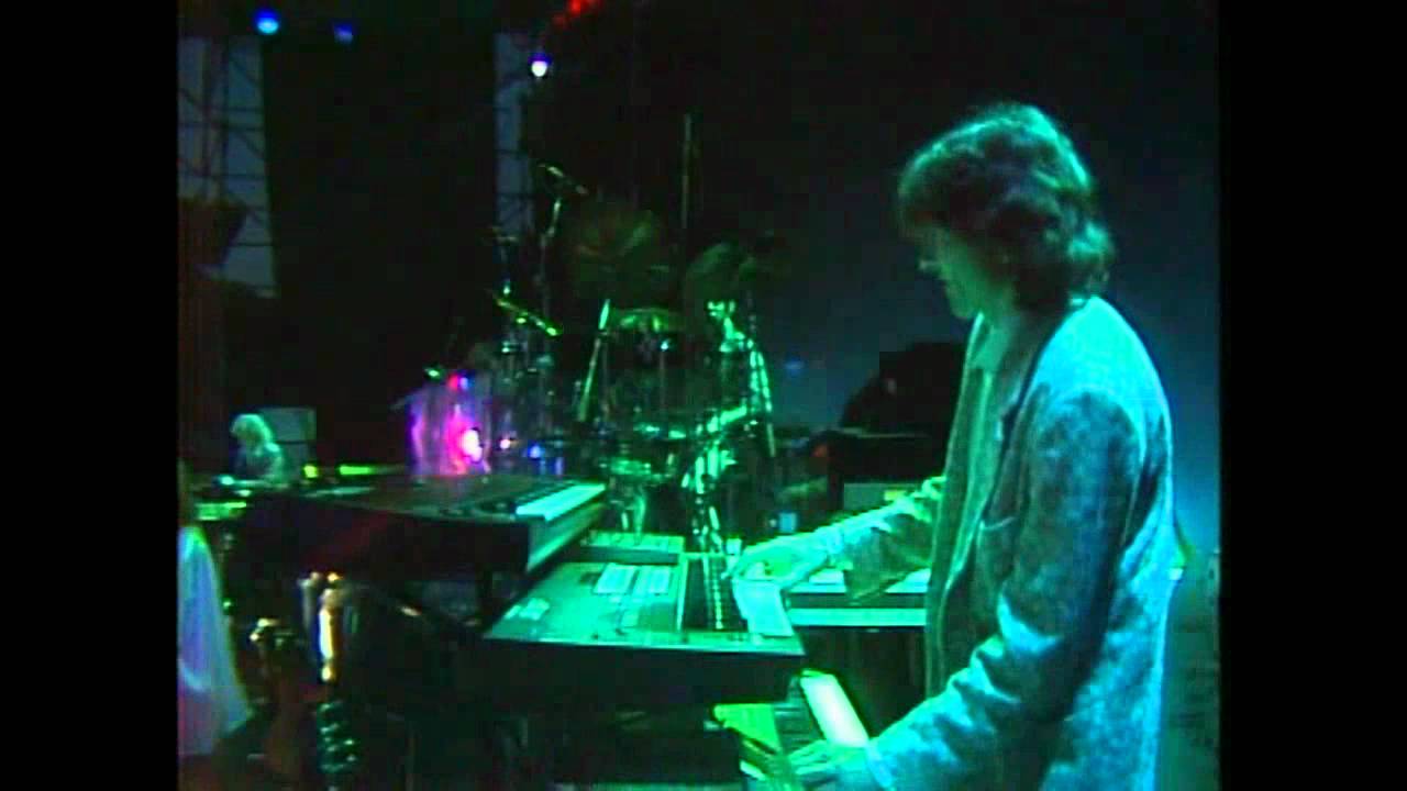 Barclay James Harvest - Glasnost - 04 - African (HQ).mp4
