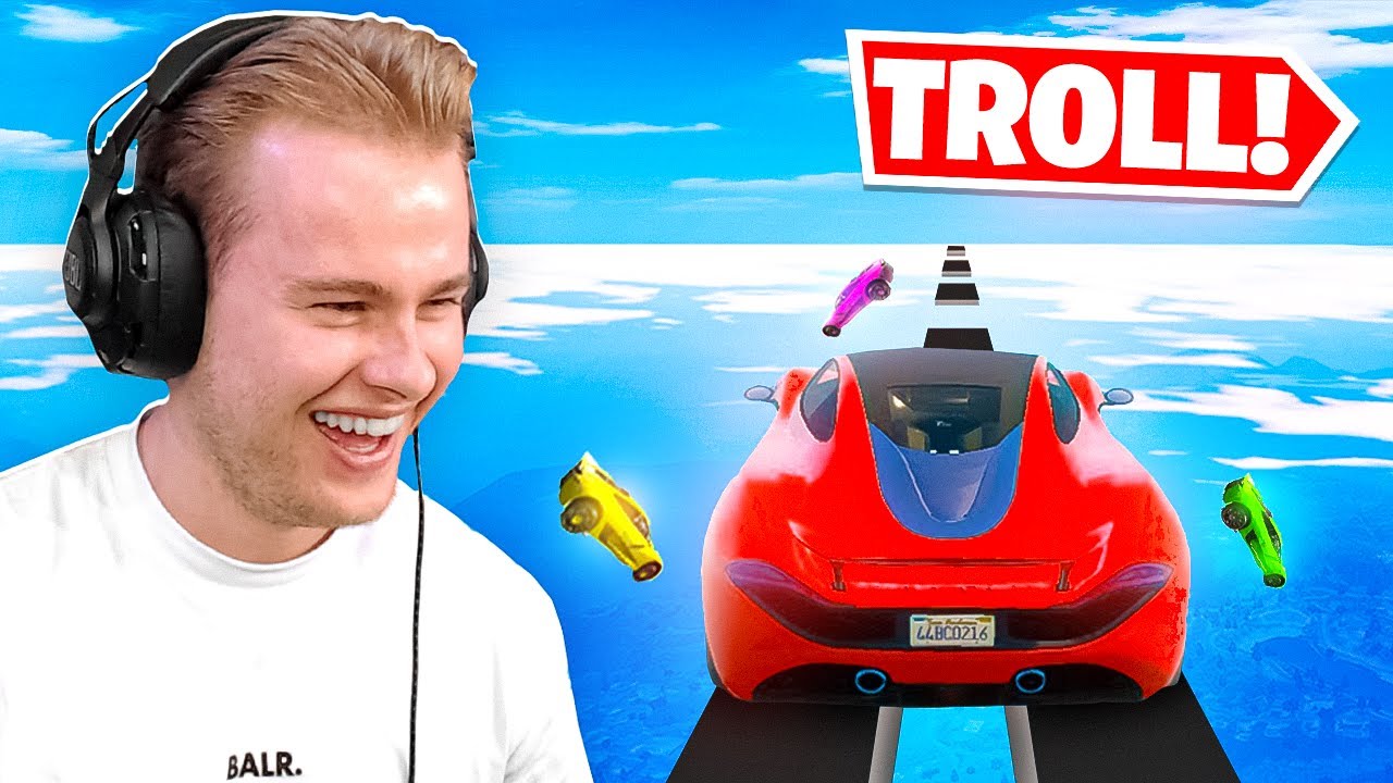 EINDELIJK WEER EEN TROLL RACE! 😂 (GTA 5 Races)