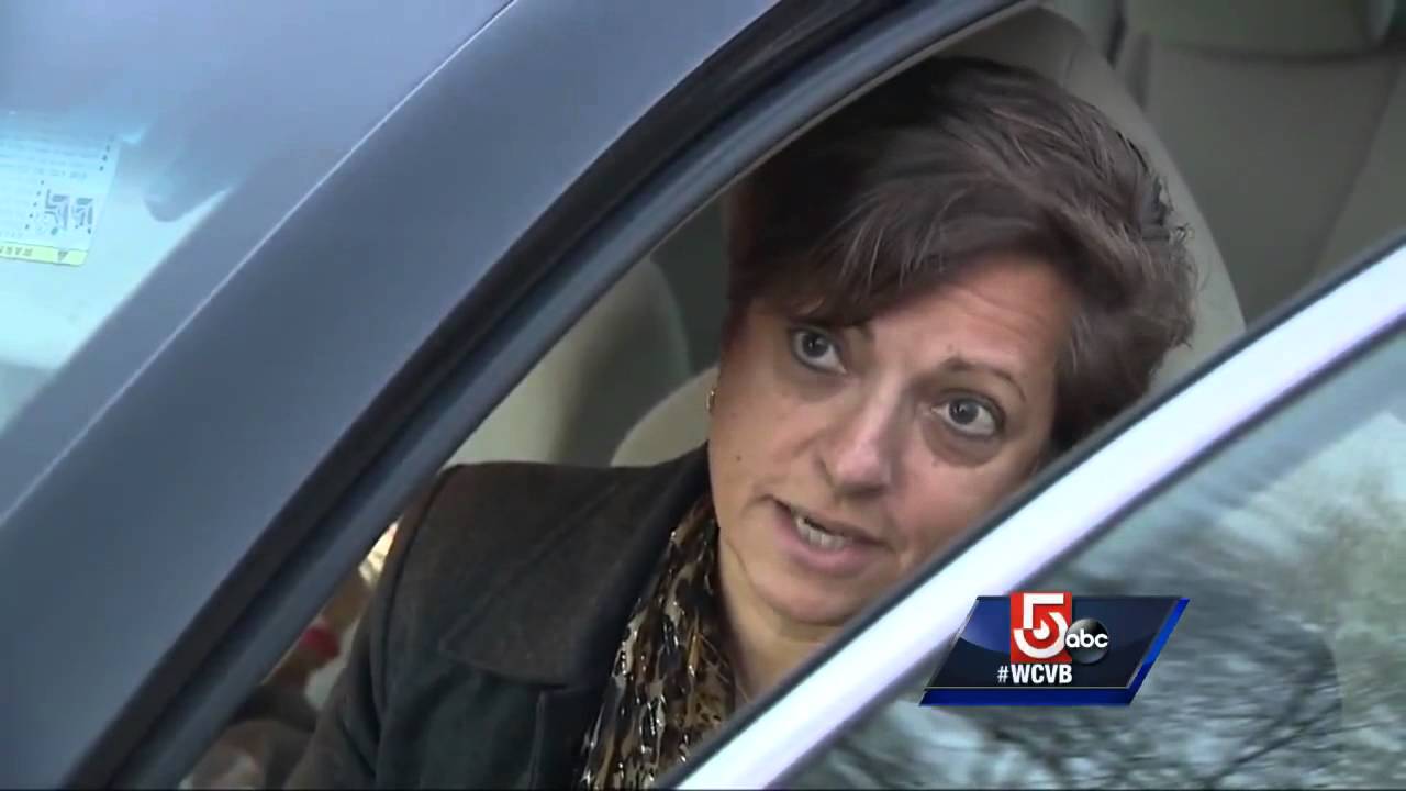 5 Investigates:  Court clerk gets big salary for little work