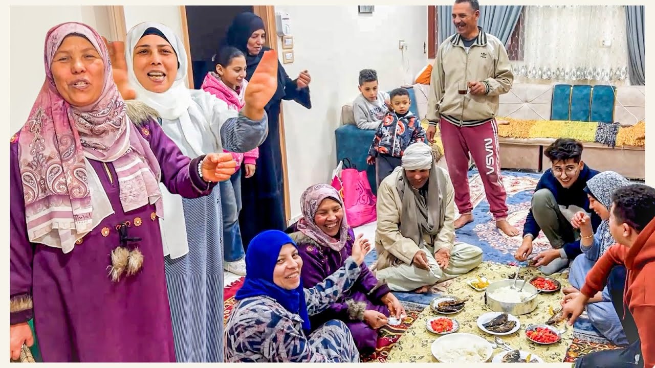 جمعت العيله كلها وعزومتهم علي اكبر اكلة سمك - الفرحه ماتكملش غير بلمتنا كلنا😍