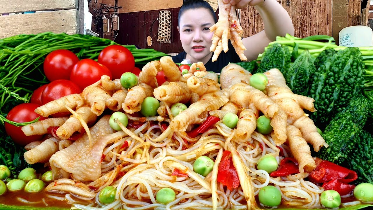 ตำซั่วเล็บมือนางเผ็ดๆนัวน้ำปลาร้าเเกล้มมะระกรอบๆ|ส้มซ่าพาเเซ่บ 18 เมษายน ค.ศ. 2025
